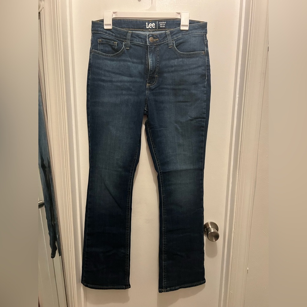 Lee Women’s Classic Blue Bootcut Jeans